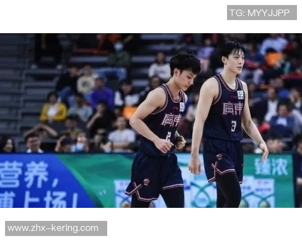 广东队成功签约顶级锋线球员助力杜锋打造强大阵容 广东队成功签约顶级锋线球员助力杜锋打造强大阵容